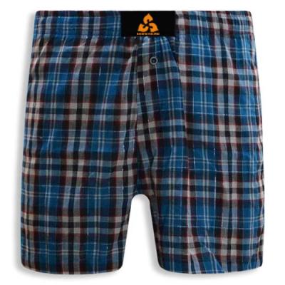 Plaid Composed of Multiple Colored Stripes